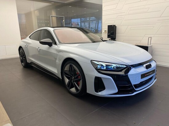 AUDI RS e-tron GT  440 kW  _3