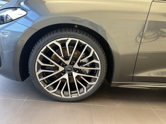 AUDI A5 Avant TDI quattro 150 kW_3