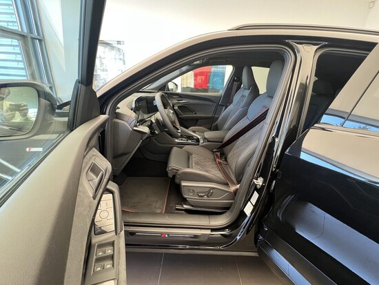 AUDI Q5 S-line 40 TDI quattro STR 150 kW_3