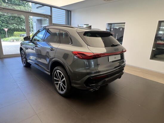 AUDI Q5 S-line 40 TDI quattro STR 150 kW_2