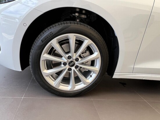 AUDI A5 Avant TFSI 110 kW_3