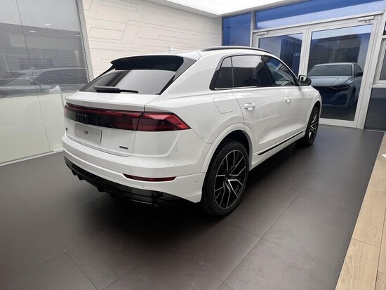 AUDI Q8 SUV 50 TDI quattro 210 kW_2