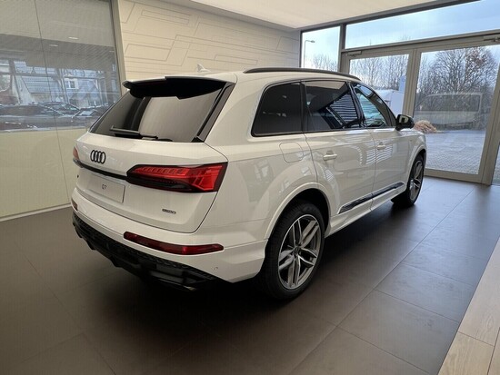 AUDI Q7 SUV S line TDI quattro 210 kW_2