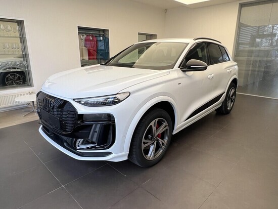 AUDI Q6 SUV e-tron quattro 315 kW_1