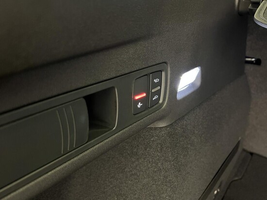 AUDI Q6 SUV e-tron quattro 315 kW_4