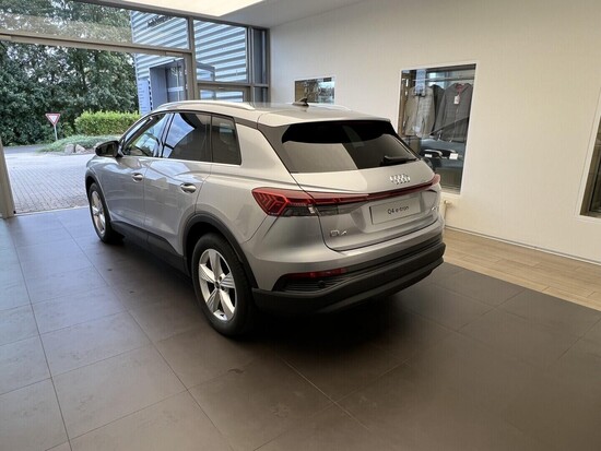 AUDI Q4 40 e-tron 150 kW_2