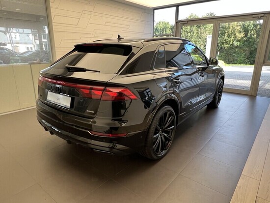 AUDI Q8 SUV TDI quattro 210 kW_2