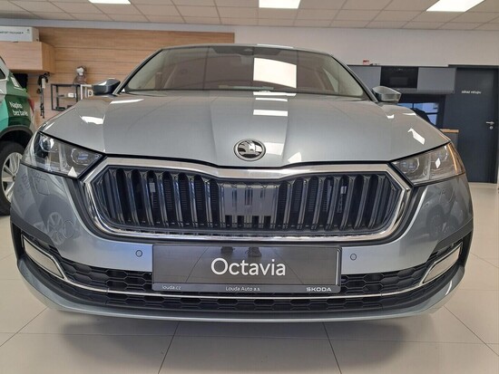 ŠKODA Octavia Style 1,5 TSI E-Tec 110 kW_1