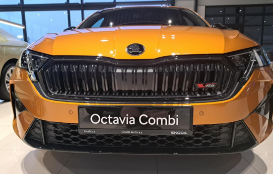 ŠKODA Octavia Combi RS 2,0 TSI 195 kW_1