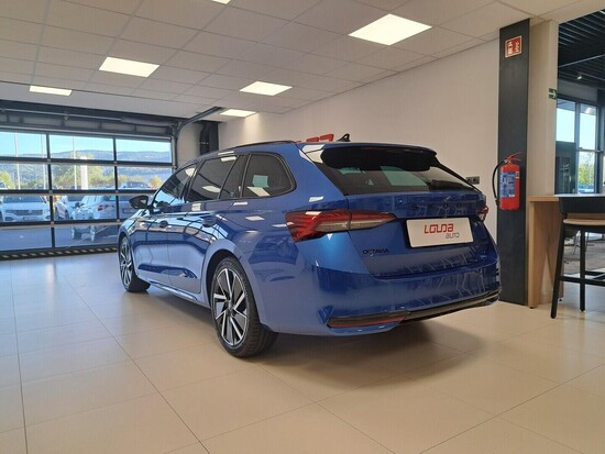 ŠKODA Octavia Combi Sportline 1,5 TSI m-HEV 110 kW _3