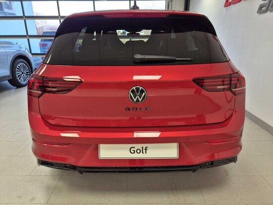 VOLKSWAGEN Golf R-Line People 1,5 eTSI 7DSG mHEV 110 kW 7 DSG_4
