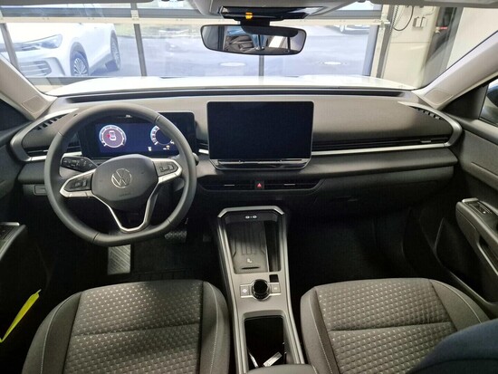 VOLKSWAGEN T-Roc Life 1,5 eTSI 7DSG 85 kW_4