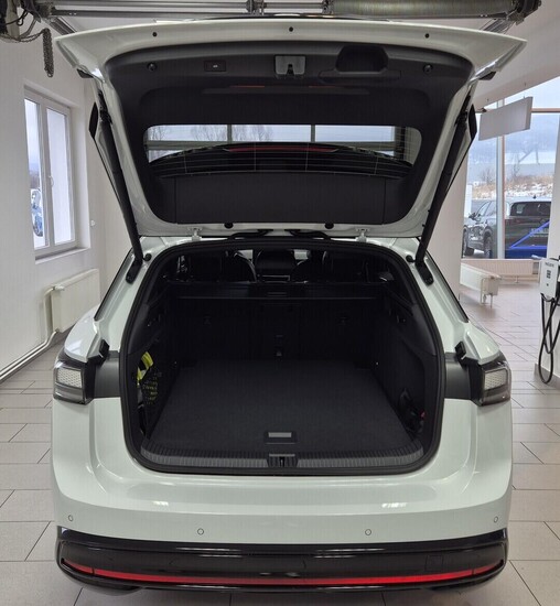VOLKSWAGEN ID.7 Tourer Pro People 77 kWh 210 kW_4