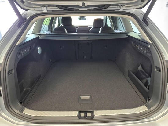 VOLKSWAGEN Passat Elegance 2,0 TDI 110 kW  7 Automatická 110 kW_3
