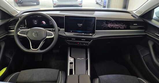 VOLKSWAGEN Passat Elegance 2,0 TDI 110 kW  7 Automatická 110 kW_4