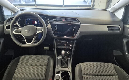 VOLKSWAGEN Touran People 1,5 TSI EVO2 7DSG 110 kW_4