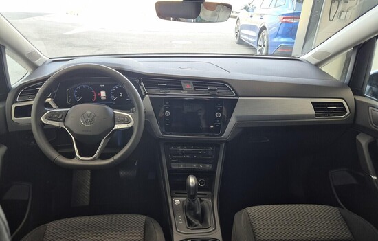 VOLKSWAGEN Touran People 1,5 TSI EVO2 7DSG 110 kW_4