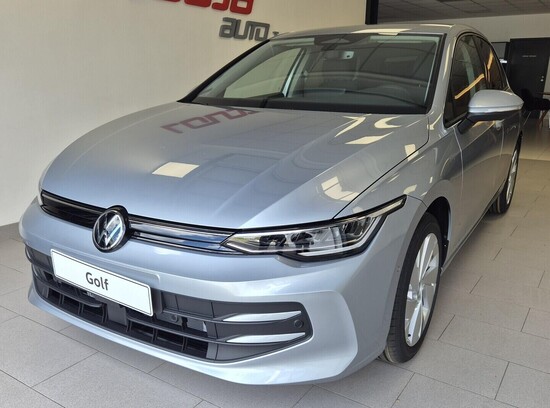 VOLKSWAGEN Golf People 1,5 TSI 85 kW_1