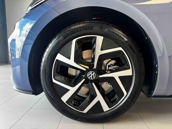 VOLKSWAGEN ID.3 Neo Life 58 kWh 140 kW_5