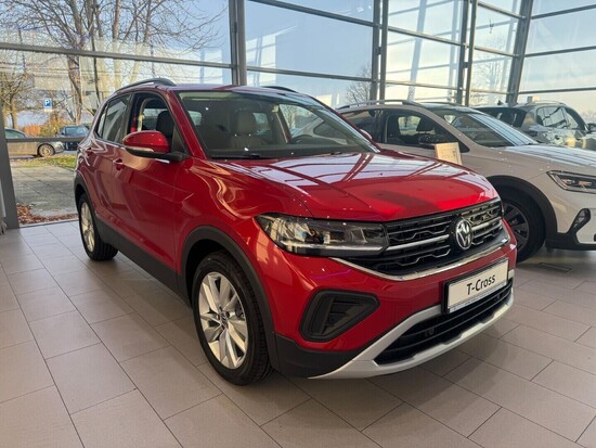 VOLKSWAGEN T-Cross People 1,5 TSI 7DSG 110 kW_3