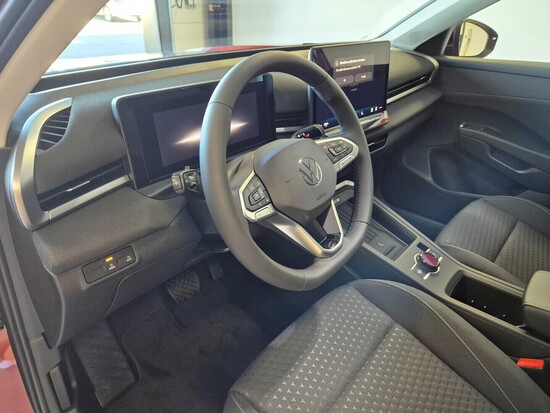 VOLKSWAGEN T-Roc People 1,5 eTSI 85 kW 7DSG   kW_5