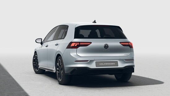VOLKSWAGEN Golf R-Line People 1,5 eTSI 7DSG mHEV 110 kW 7 DSG_3