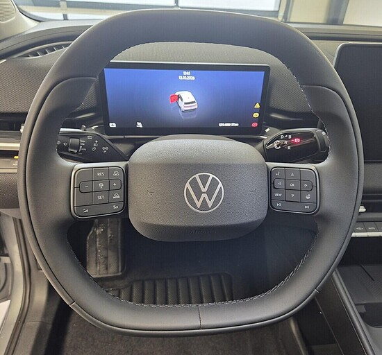 VOLKSWAGEN ID. Polo Life Launch Edition 52 kWh 45 kW_5