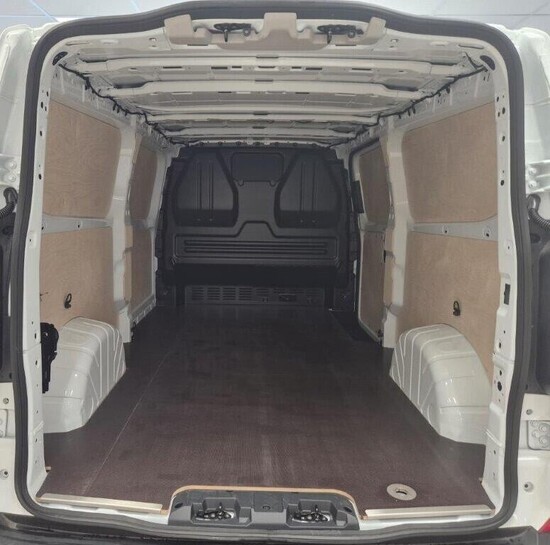 VOLKSWAGEN Transporter skříň DR 2.0 TDI 110 kW_5