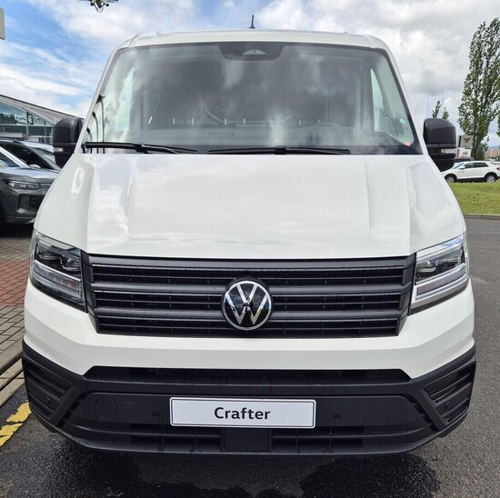 VOLKSWAGEN Crafter skříň 35 103kW 8AU FWD SR kW_2