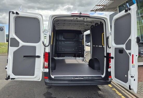 VOLKSWAGEN Crafter skříň 35 103kW 8AU FWD SR kW_5