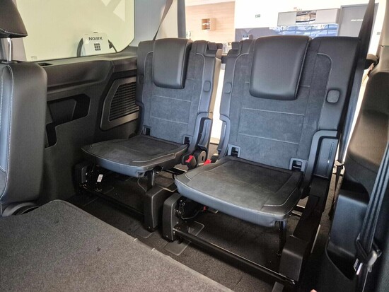 VOLKSWAGEN Akční Caddy Maxi Style 1,5 TSI PHEV 85 kW_4