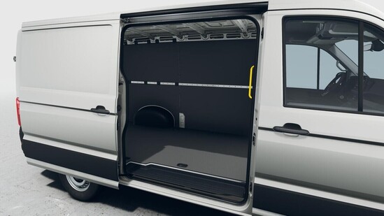 VOLKSWAGEN Crafter skříň 35 2,0 8AU FWD SR 103 kW_3
