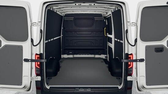 VOLKSWAGEN Crafter skříň 35 2,0 8AU FWD SR 103 kW_5