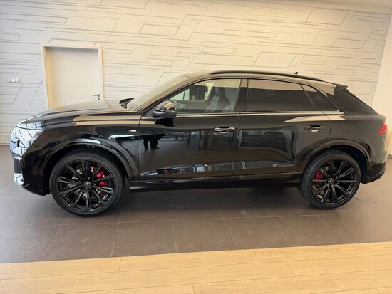 AUDI Q8 SUV  50 TDI quattro 210 kW_4