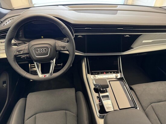 AUDI Q8 SUV  50 TDI quattro 210 kW_5