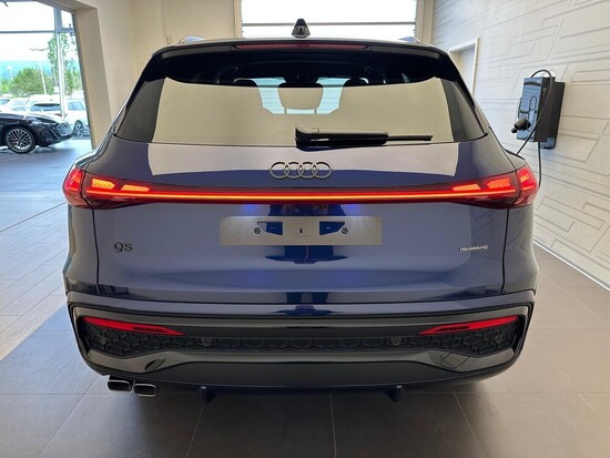 AUDI Q5 S-line 40 TDI quattro STR 150 kW_3