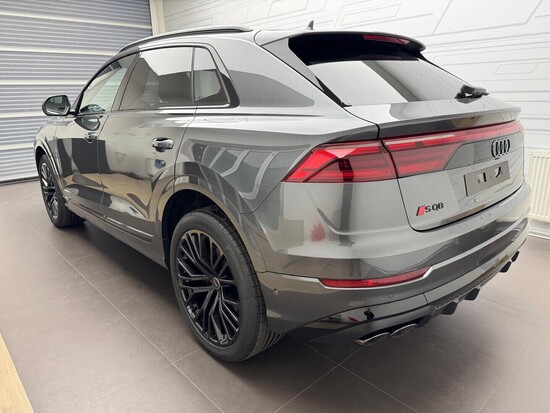 AUDI SQ8 SUV V8 TFSI quattro 373 kW_3
