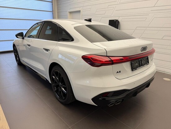AUDI A5 Limuzína TDI quattro 150 kW_3