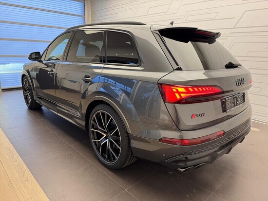 AUDI SQ7 SUV V8 TFSI quattro 373 kW_3
