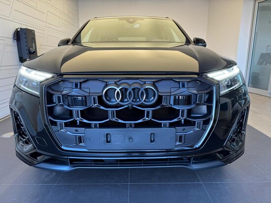 AUDI SQ7 SUV V8 TFSI quattro 373 kW_2