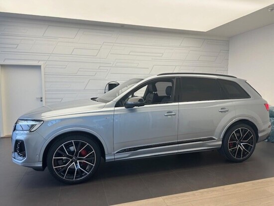 AUDI Q7 SUV S line TDI quattro 210 kW_2