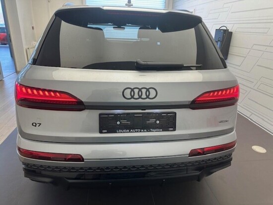 AUDI Q7 SUV S line TDI quattro 210 kW_3