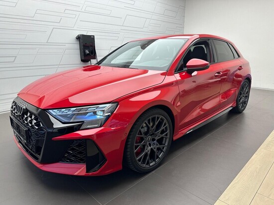 AUDI RS 3 Sportback  2,5 TFSI 294 kW_1