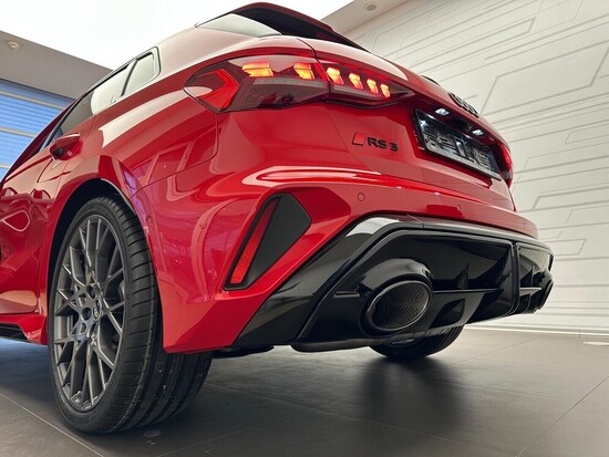 AUDI RS 3 Sportback  2,5 TFSI 294 kW_4
