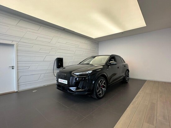 AUDI Q6 SUV e-tron quattro 315 kW_1