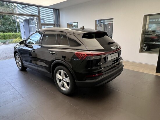 AUDI Q4 40 e-tron 150 kW_2