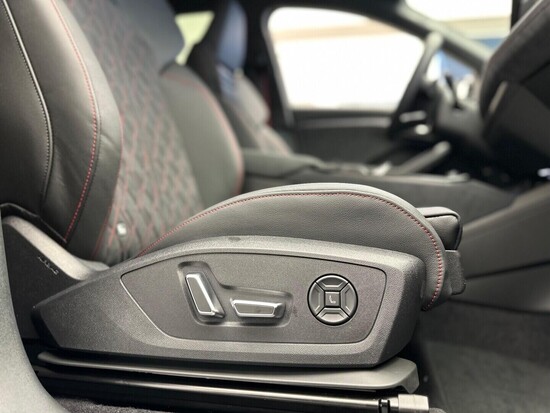 AUDI Q6 SUV e-tron quattro 315 kW_5