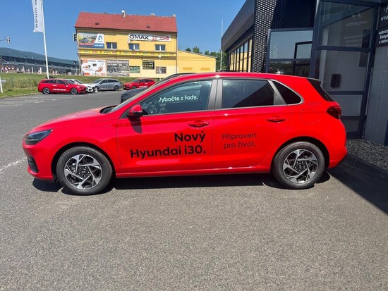 HYUNDAI i30 HB PD PE GO Czech! 1,5i 71 kW_2