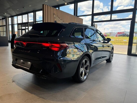 CUPRA Leon SP 1.5 eTSI 110 kW_3