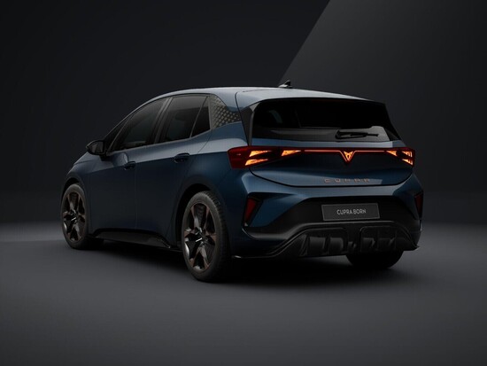 CUPRA Born ENDURANCE 79kW/h 231k . 170 kW_3